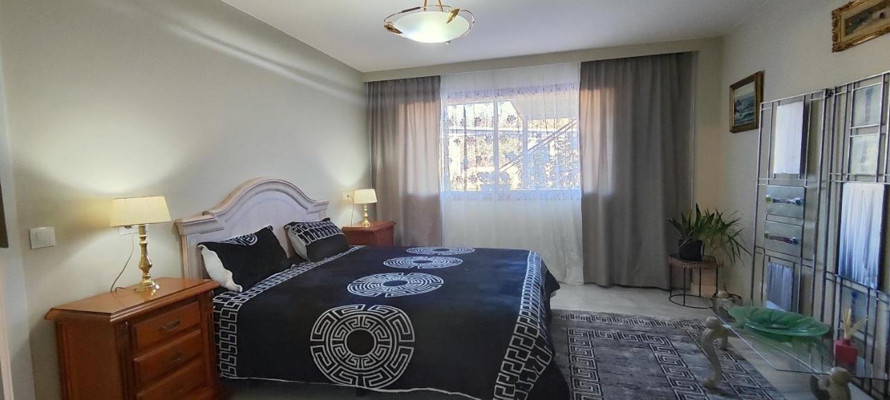 Gorgeous 3 Bedrooms In Villa Natural Reserve Park! Estepona Esterno foto