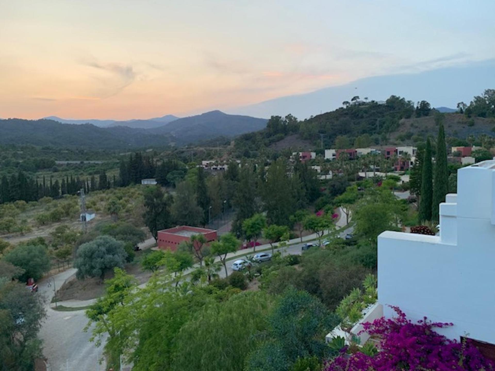 Gorgeous 3 Bedrooms In Villa Natural Reserve Park! Estepona Esterno foto